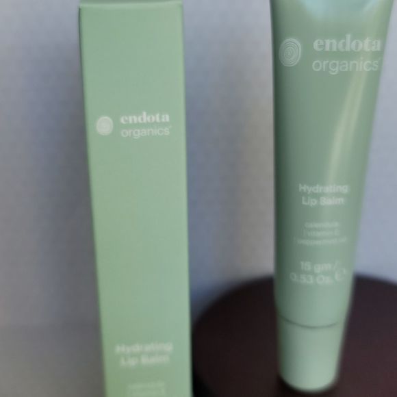Endota Hydrating Lip Balm with Peppermint Oil - Picture 5 of 7